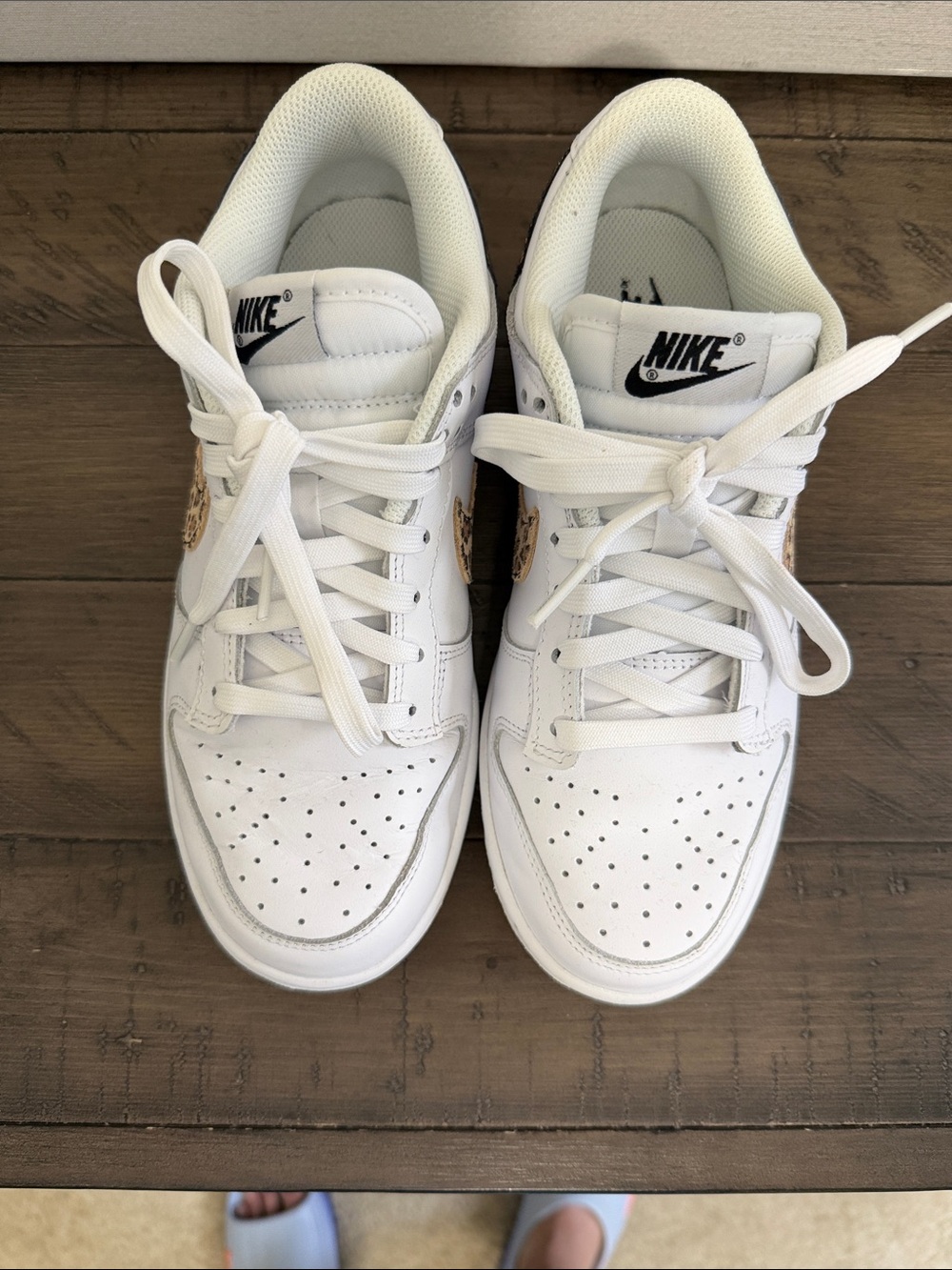 Nike Dunk Low Gold Leopard Swoosh size 7 1/2 - Picture 3 of 7